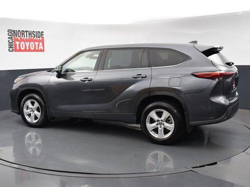 2022 Toyota Highlander LE
