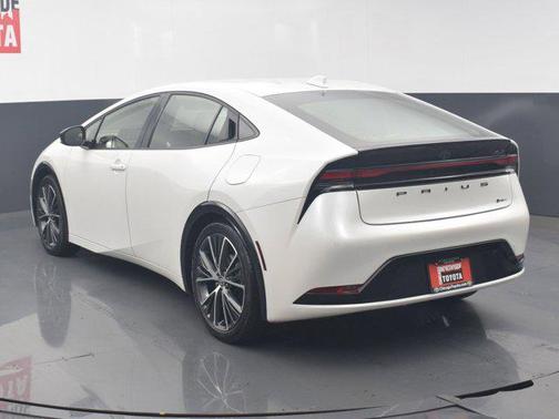 2024 Toyota Prius XLE