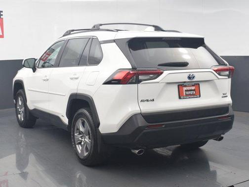 2024 Toyota RAV4 Hybrid XLE