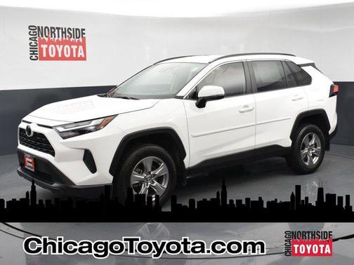 Ice Cap 2024 Toyota RAV4 XLE