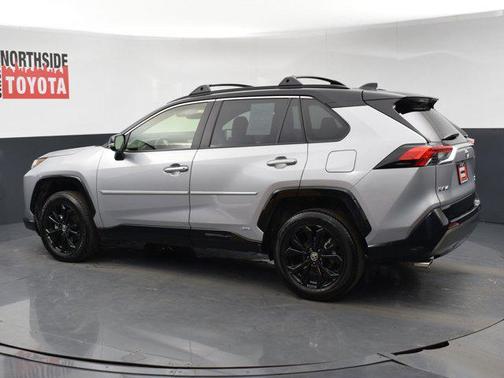 2025 Toyota RAV4 Hybrid SE