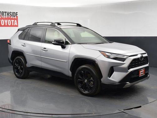 2025 Toyota RAV4 Hybrid SE