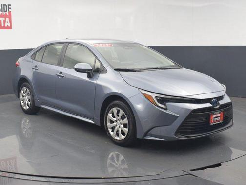 2025 Toyota Corolla Hybrid LE