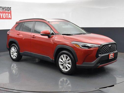 2022 Toyota Corolla Cross LE