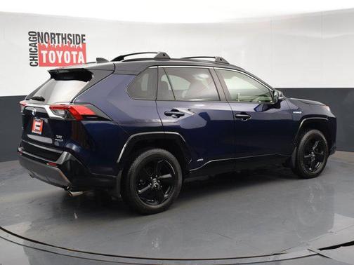 2020 Toyota RAV4 Hybrid SE