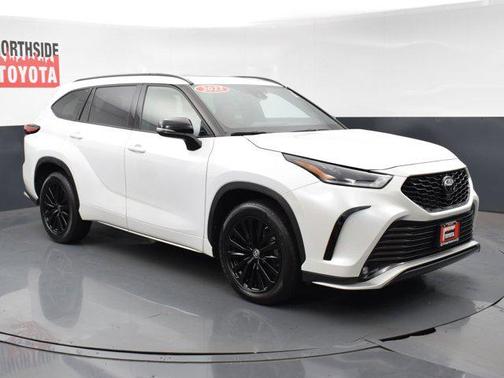 2023 Toyota Highlander XSE