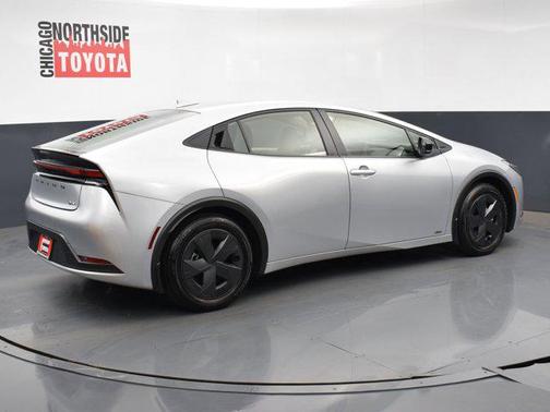 2025 Toyota Prius LE