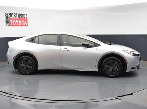 2025 Toyota Prius LE