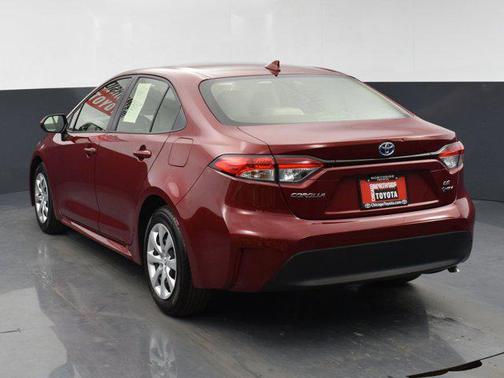 2025 Toyota Corolla Hybrid LE