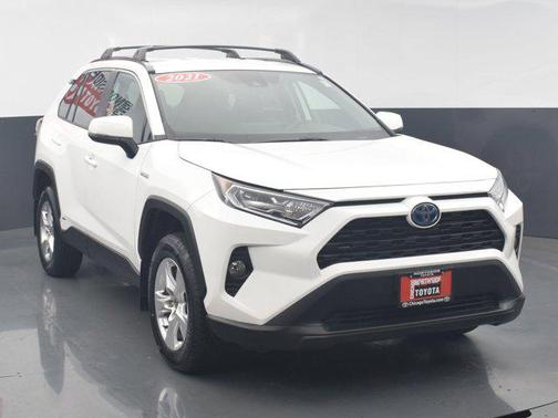 2021 Toyota RAV4 Hybrid XLE