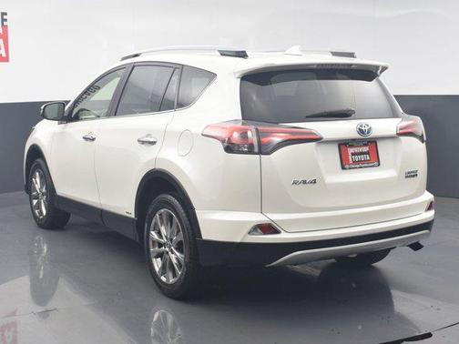 2018 Toyota RAV4 Hybrid SE