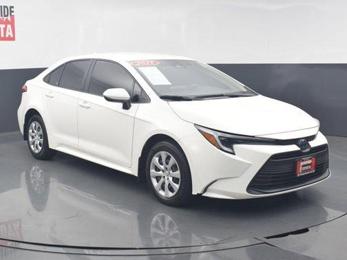 2025 Toyota Corolla Hybrid LE