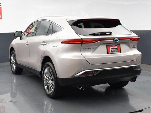 2021 Toyota Venza XLE