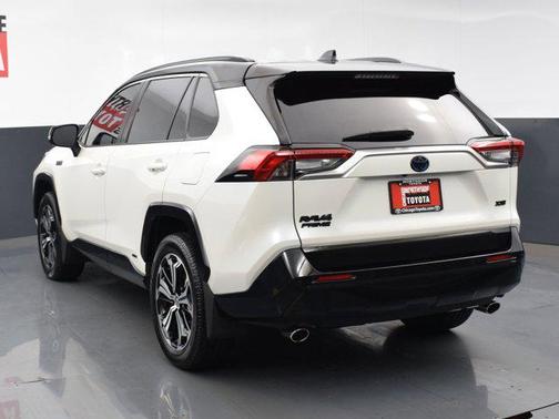 2022 Toyota RAV4 Prime XSE