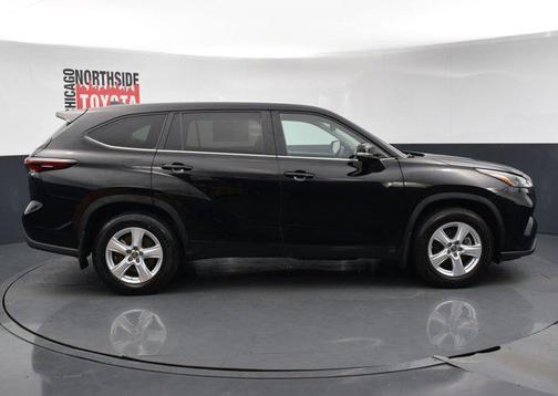 Midnight Black Metallic 2024 Toyota Highlander LE
