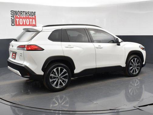 2024 Toyota Corolla Cross XLE