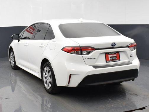 2025 Toyota Corolla Hybrid LE