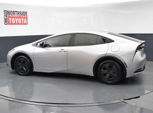 2025 Toyota Prius LE