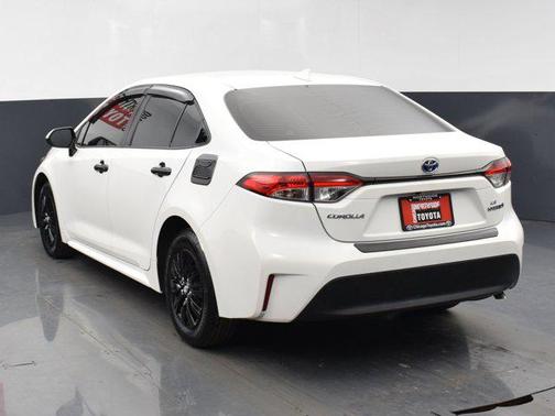 2024 Toyota Corolla Hybrid LE