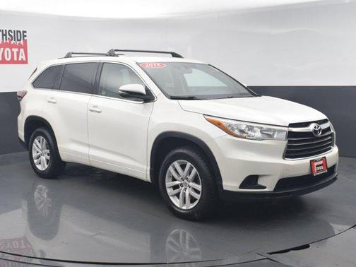 2015 Toyota Highlander LE