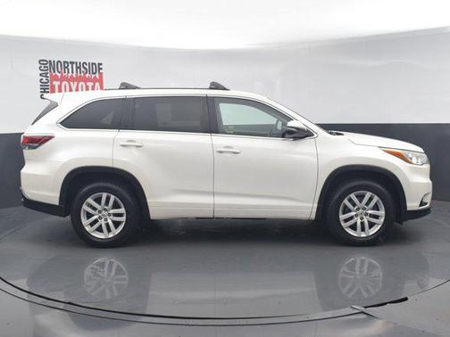 2015 Toyota Highlander LE