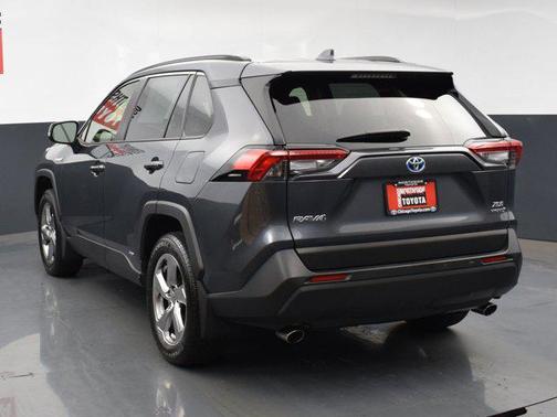2021 Toyota RAV4 Hybrid XLE Premium