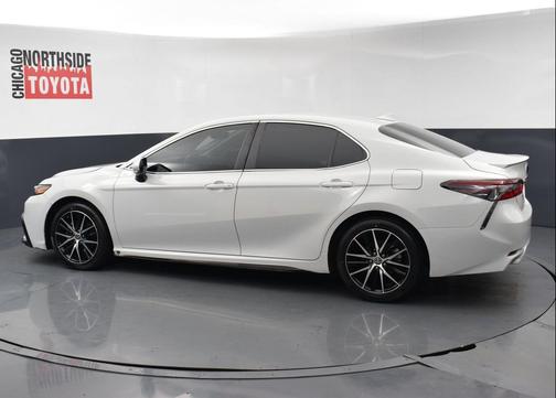 Ice Edge 2024 Toyota Camry SE