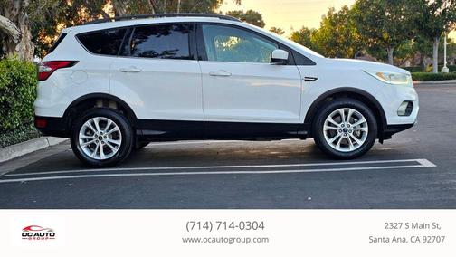 White 2017 Ford Escape SE