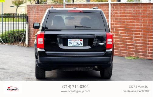 Black Clearcoat 2015 Jeep Patriot Sport