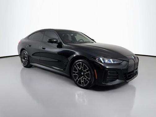 Black Sapphire Metallic 2026 BMW i4 Gran Coupe xDrive40