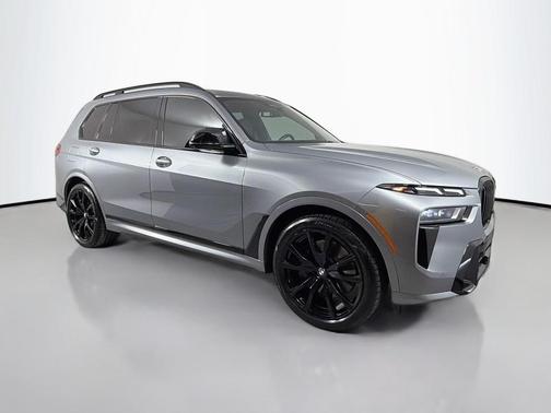 2026 BMW X7 M60i