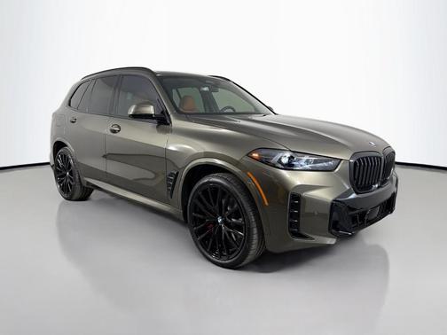 Manhattan Green Metallic 2026 BMW X5 xDrive40i
