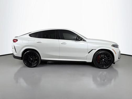 2026 BMW X6 M60i