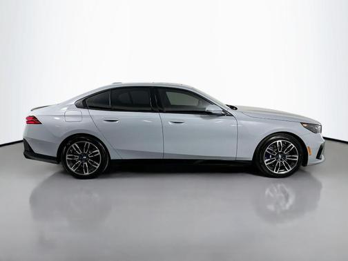 2026 BMW 530 i xDrive
