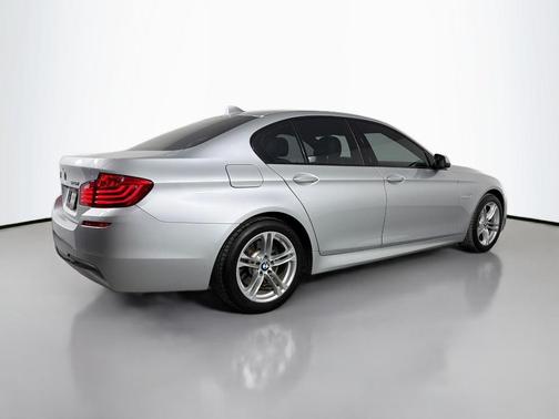 2016 BMW 528 i