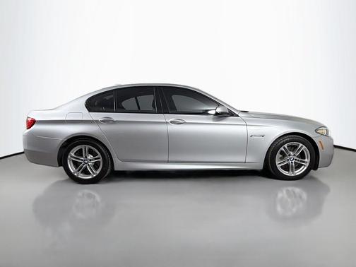 2016 BMW 528 i