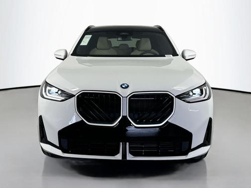 Mineral White Metallic 2025 BMW X3 30 xDrive