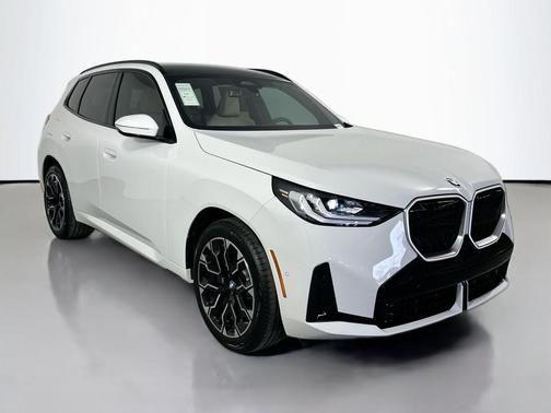 Mineral White Metallic 2025 BMW X3 30 xDrive