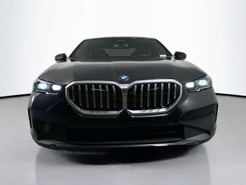 2026 BMW 530 i xDrive