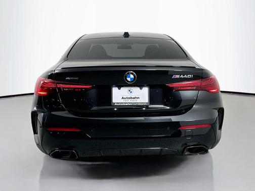 2026 BMW M440 i xDrive