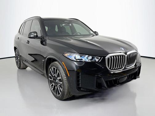 Black Sapphire Metallic 2026 BMW X5 xDrive40i