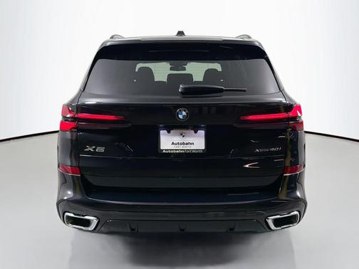 Black Sapphire Metallic 2026 BMW X5 xDrive40i