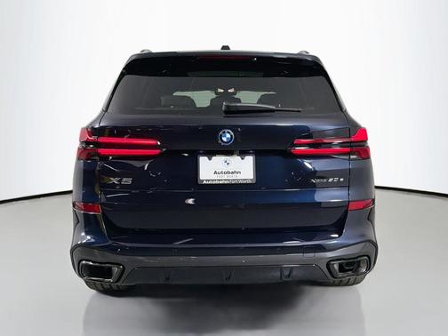 Carbon Black Metallic 2026 BMW X5 PHEV xDrive50e