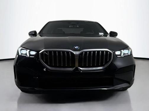 2026 BMW 530 i xDrive