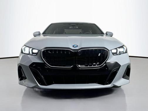 2026 BMW i5 eDrive40