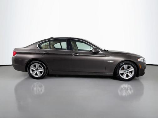 2013 BMW 528 i