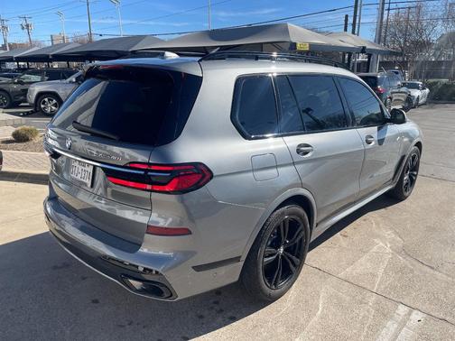 2023 BMW X7 xDrive40i