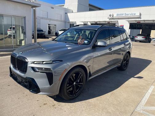 2023 BMW X7 xDrive40i