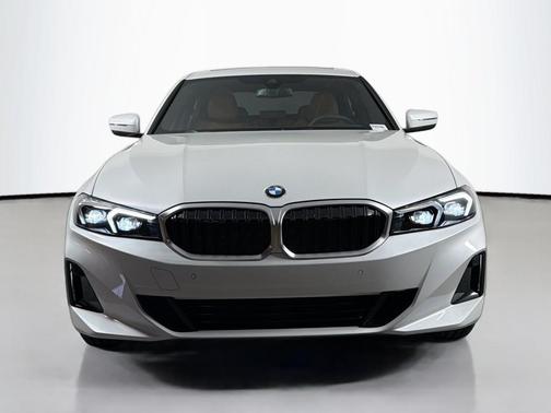 Mineral White Metallic 2026 BMW 330 I XDrive