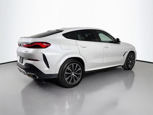 2024 BMW X6 xDrive40i